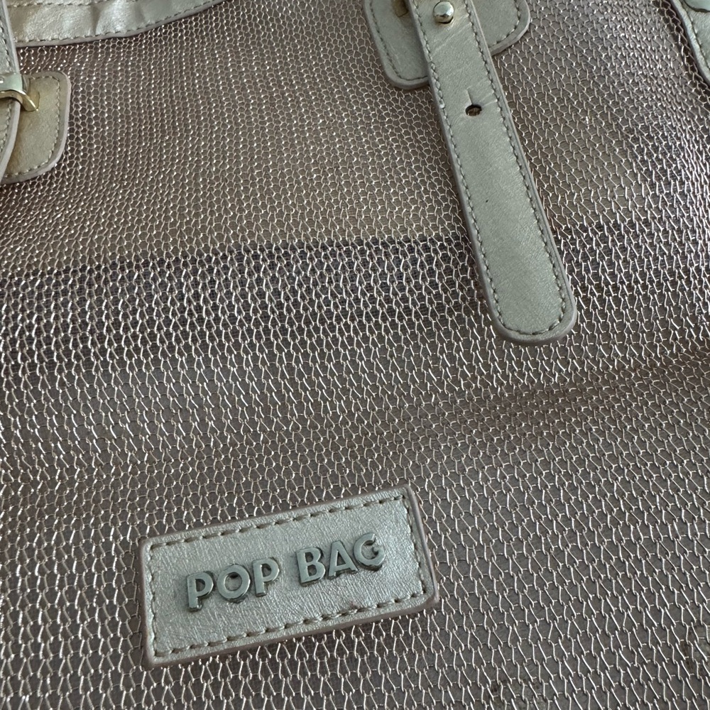 POP BAG Italy Shimmering Gold Tote Like New Mesh Bag Retail $200 - Picture 3 of 4